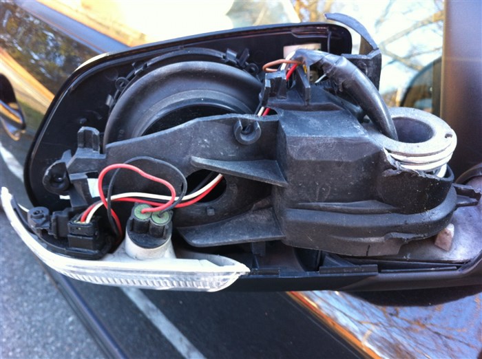 Не Горит Поворотник в Зеркале Лада Веста • Замена led-лампы