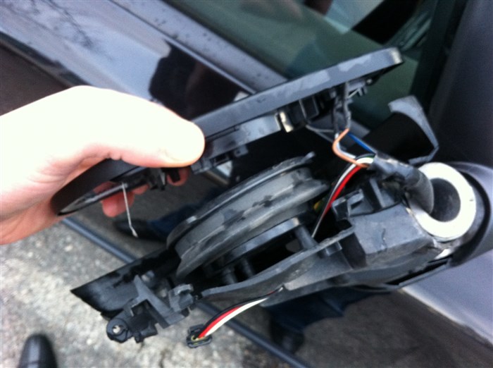 Не Горит Поворотник в Зеркале Лада Веста • Замена led-лампы