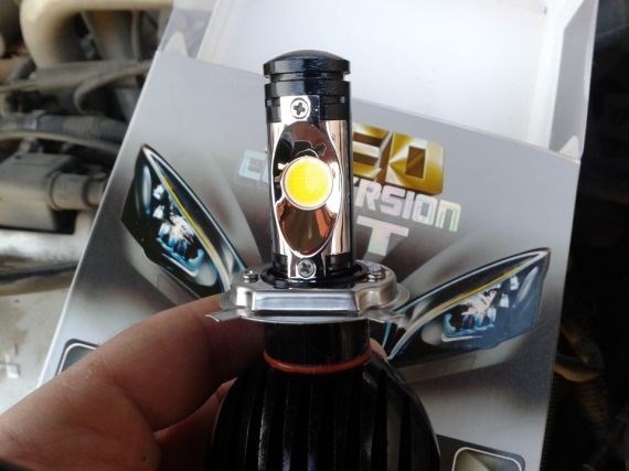 Лампочка в Авто то Горит то не Горит. Не горит в мороз