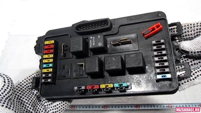 Горят Предохранители Габаритов на Ваз 2115. Реле под капотом