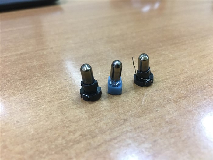 Горят Лампочки на Панели Ниссан Икстрейл. Размещение блоков