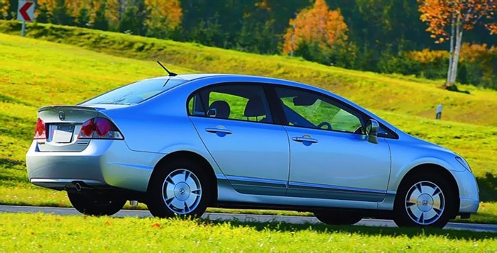 Горит Значок Аккумулятора Хонда Цивик Гибрид – Как установить причину