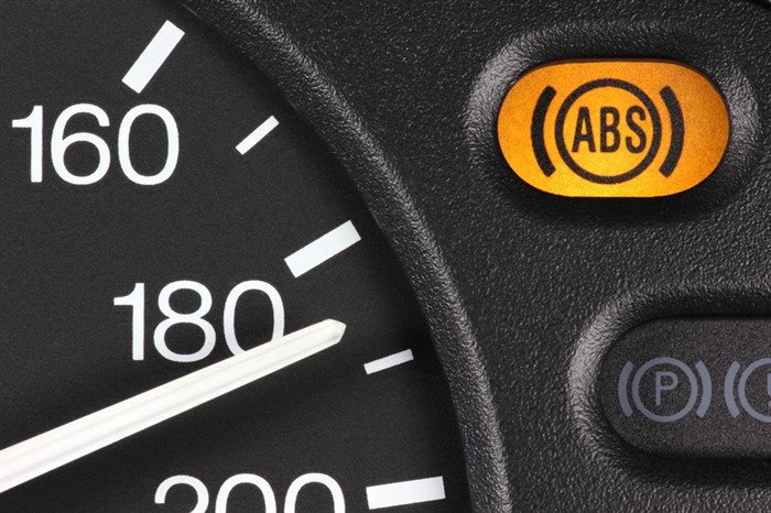 Горит Vsa Abs и Восклицательный Знак Honda. Ошибки блока abs