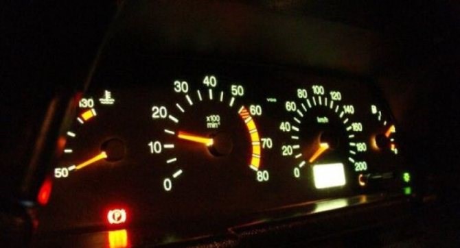 Ваз 2110 При Включении Зажигания Горит Подсветка Приборов © Частные ситуации